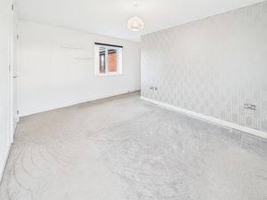 Photo 19- click for photo gallery